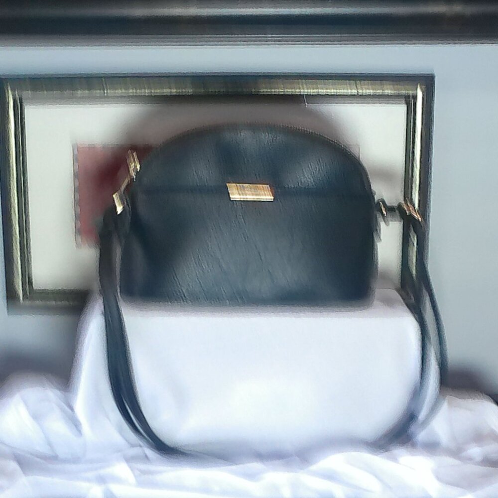 Amazon Crossbody Purse with PINO Card Wallet Black NWOT Small